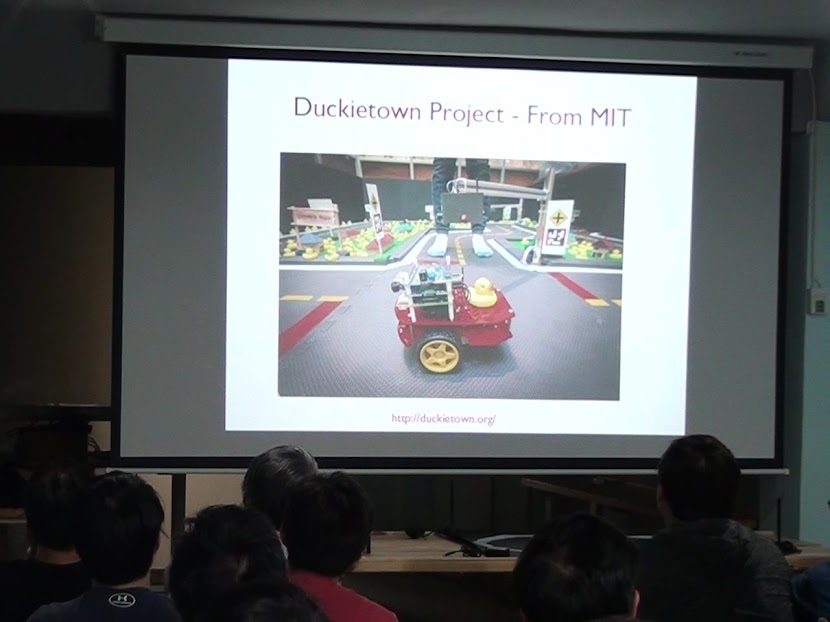 源自於MIT的小鴨車專案(Duckietown Project from MIT)